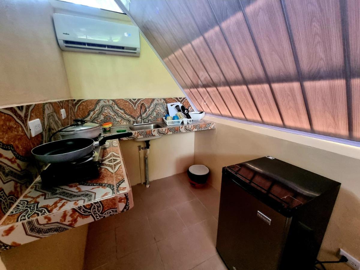 Ballena Oasis Homes & Glamping Увіта Екстер'єр фото