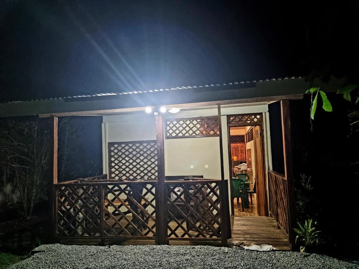 Ballena Oasis Homes & Glamping Увіта Екстер'єр фото
