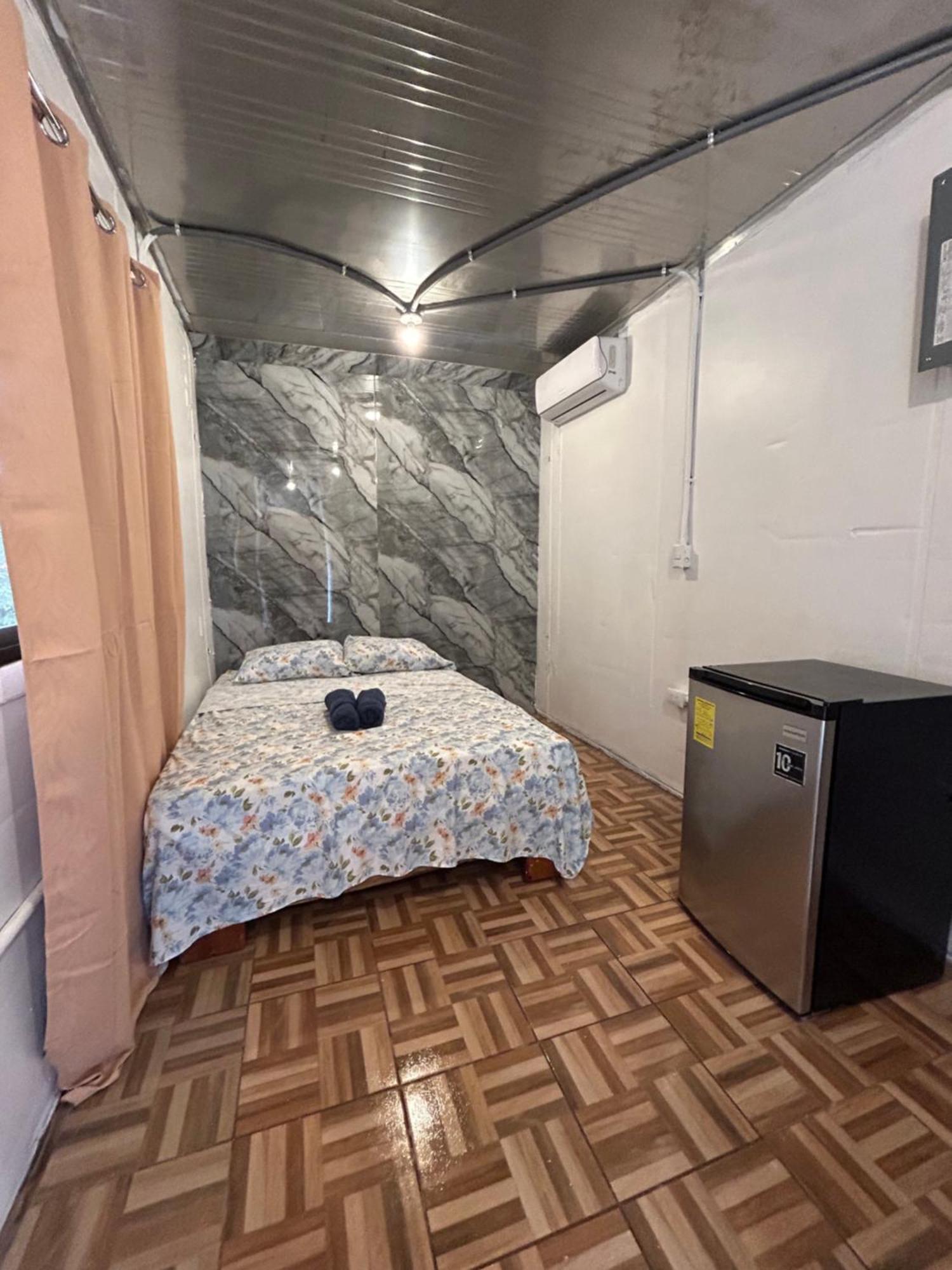 Ballena Oasis Homes & Glamping Увіта Екстер'єр фото
